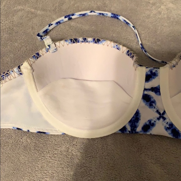 bikini top - Picture 2 of 3